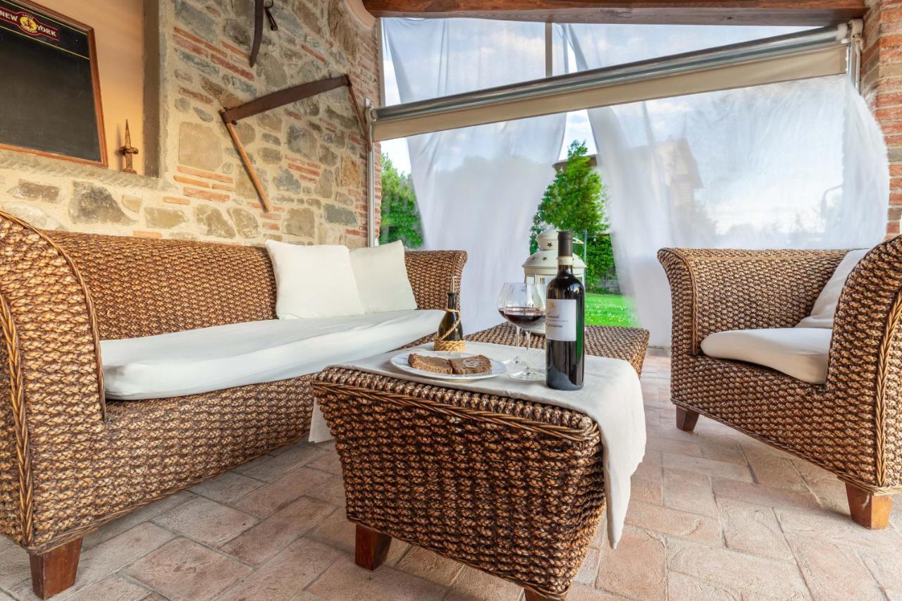 La Casa Medioevale Bed & Breakfast Lamporecchio Dış mekan fotoğraf