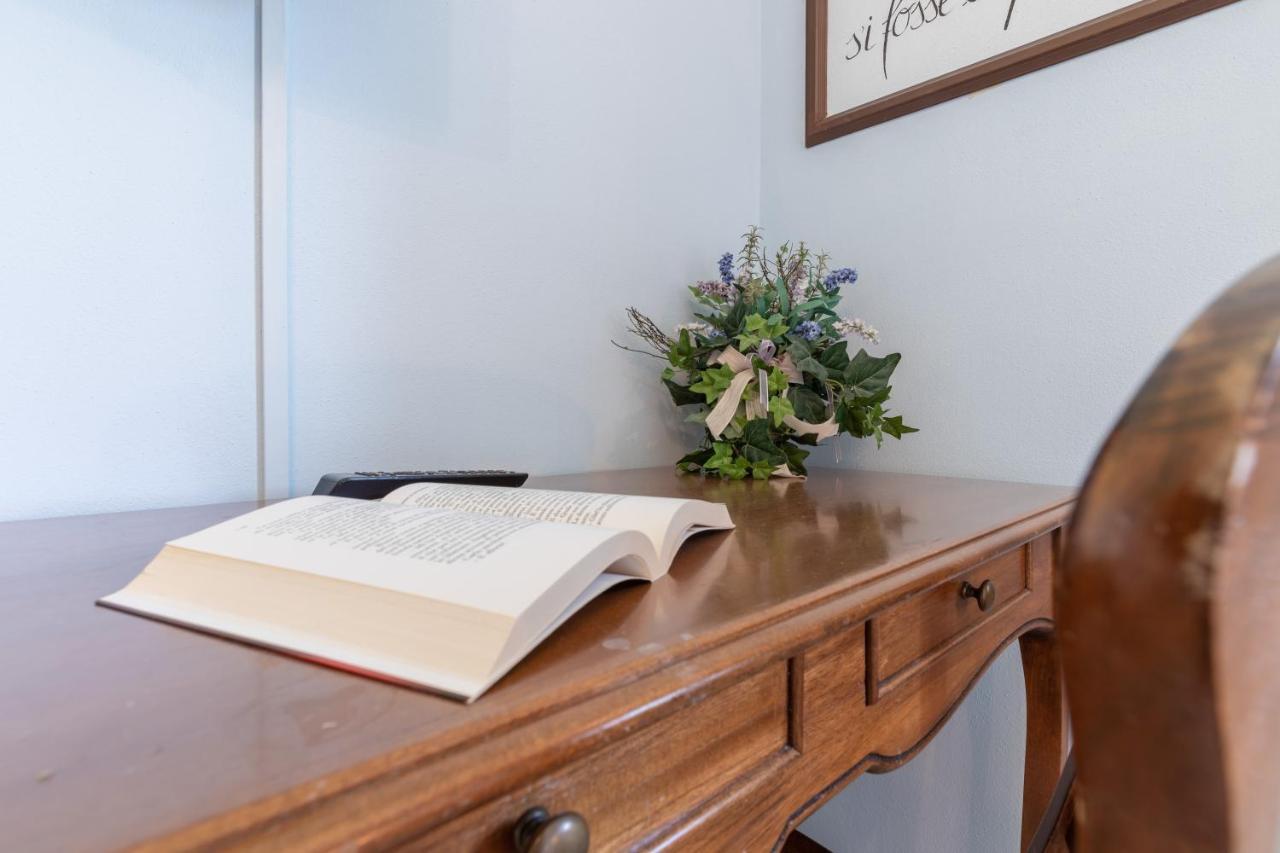 La Casa Medioevale Bed & Breakfast Lamporecchio Dış mekan fotoğraf