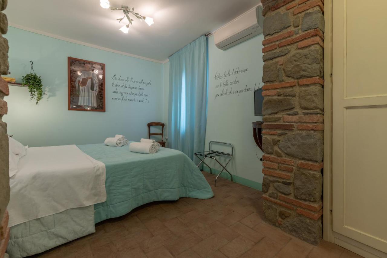 La Casa Medioevale Bed & Breakfast Lamporecchio Dış mekan fotoğraf