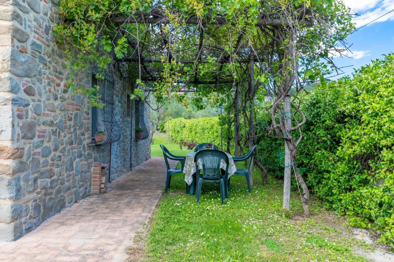 La Casa Medioevale Bed & Breakfast Lamporecchio Dış mekan fotoğraf