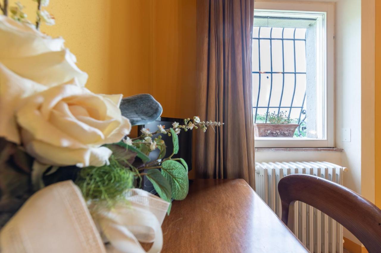 La Casa Medioevale Bed & Breakfast Lamporecchio Dış mekan fotoğraf